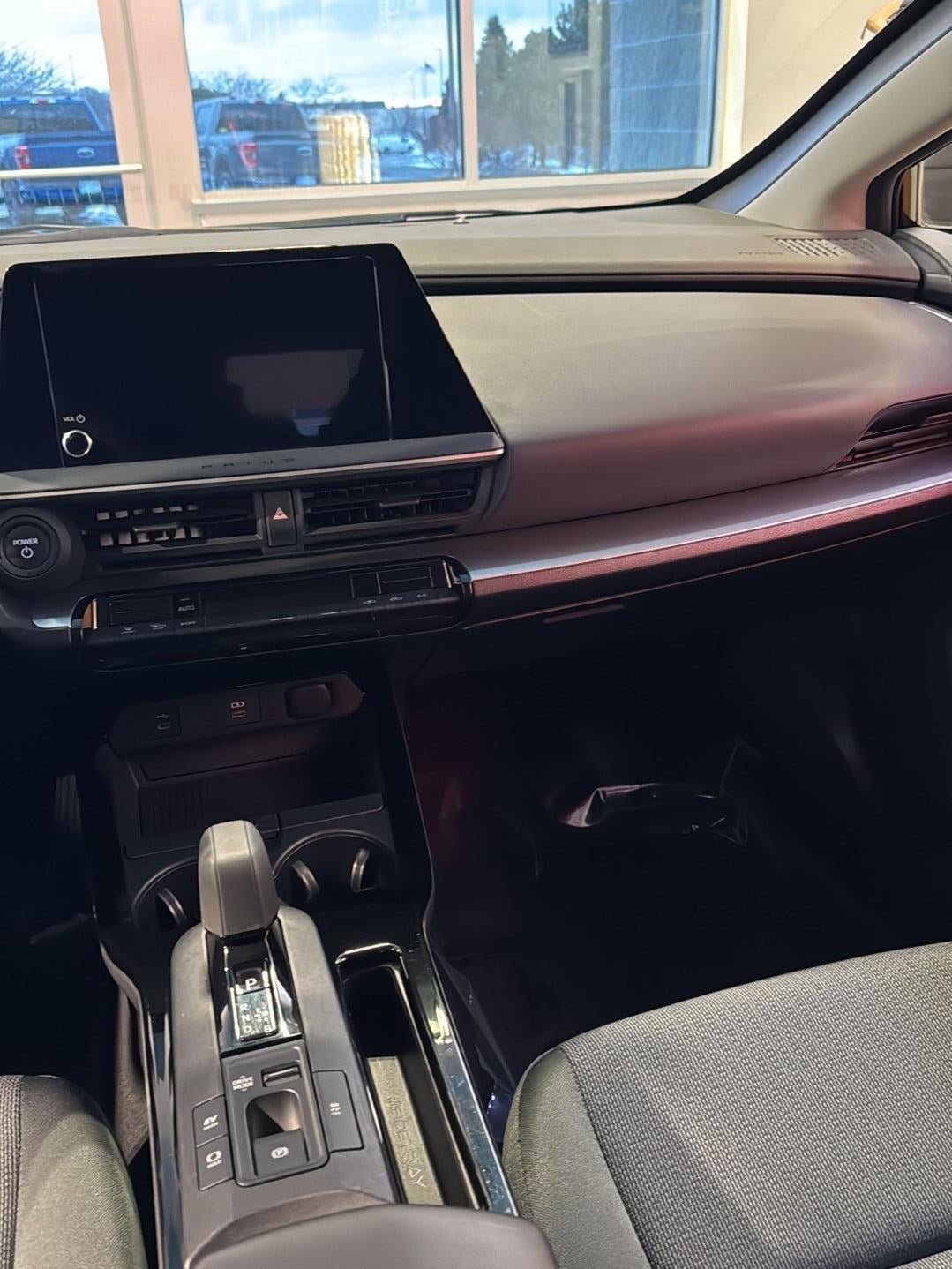 Used 2024 Toyota Prius LE image 13