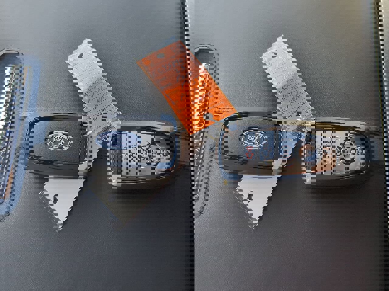 Certified 2025 Ford F450 Platinum w/ FX4 Off-Road Package image 28