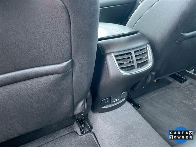 Used 2024 Chevrolet Malibu LT image 25