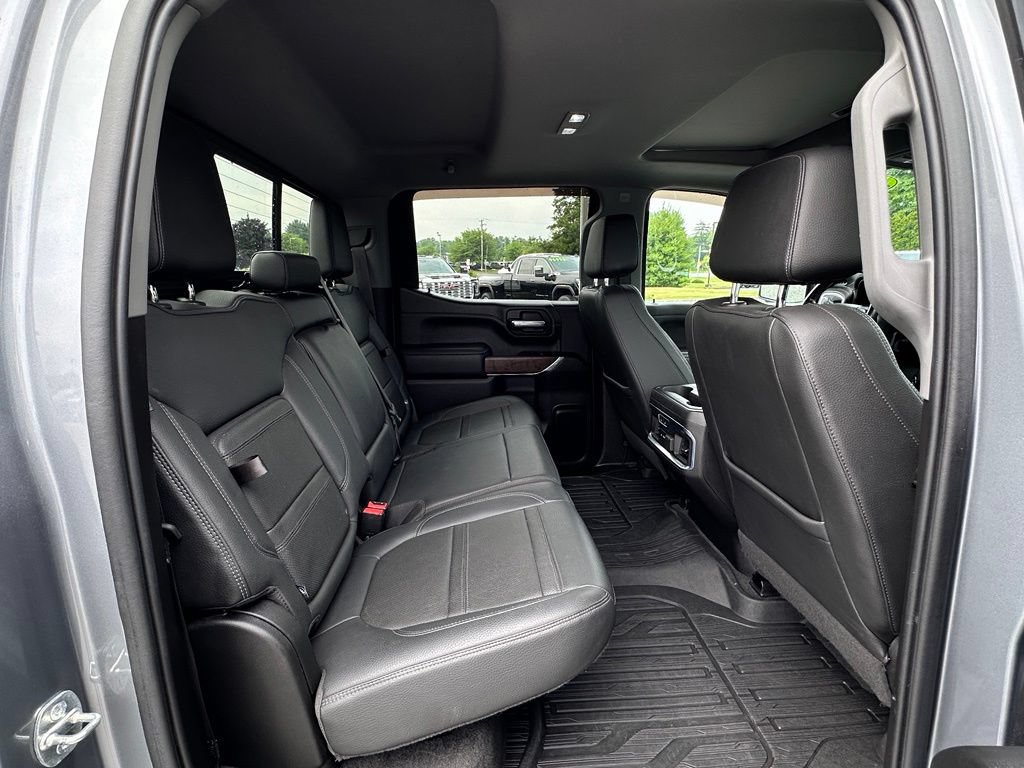 Used 2021 GMC Sierra 1500 Denali w/ Denali Ultimate Package AWD/4WD image 17