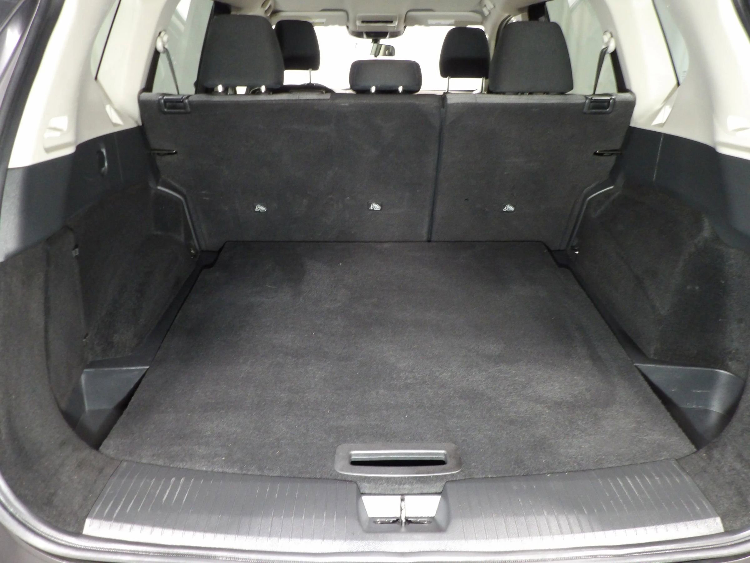 Used 2021 Nissan Rogue S AWD/4WD image 8