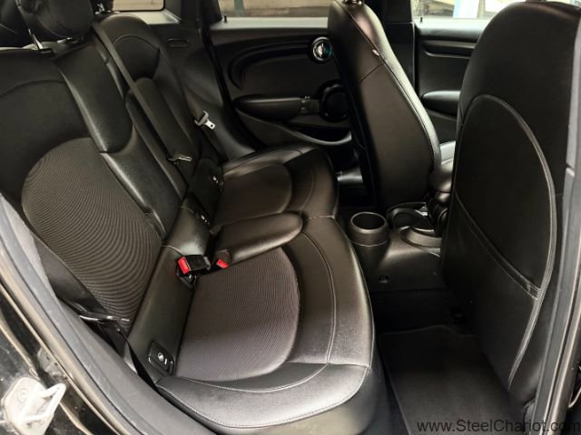 Used 2015 MINI Cooper 4-Door Hardtop image 15