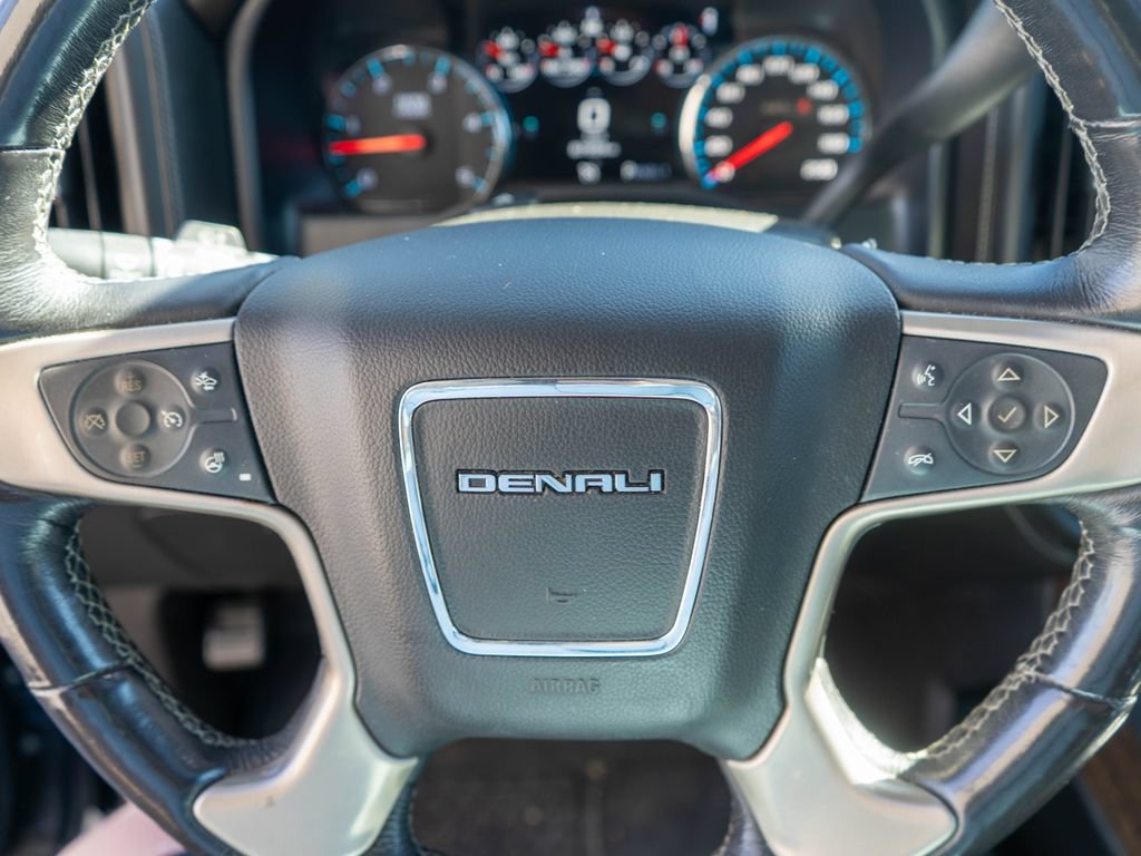 Used 2018 GMC Sierra 2500 Denali AWD/4WD image 17