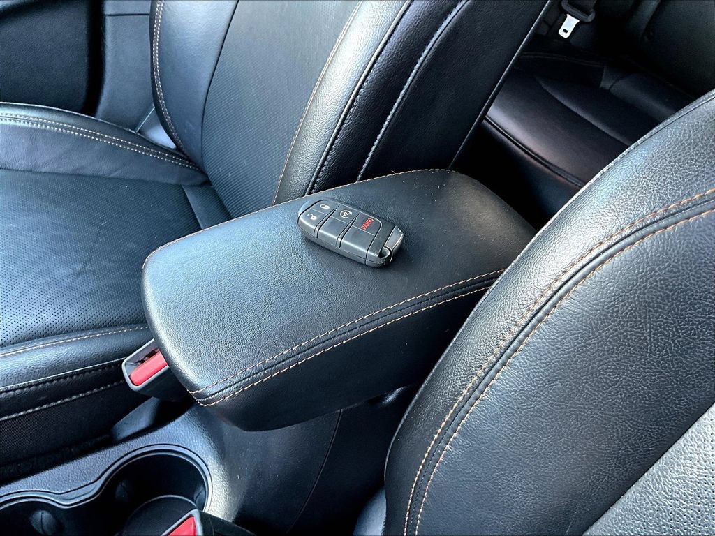 Used 2019 Jeep Compass Limited AWD/4WD image 36