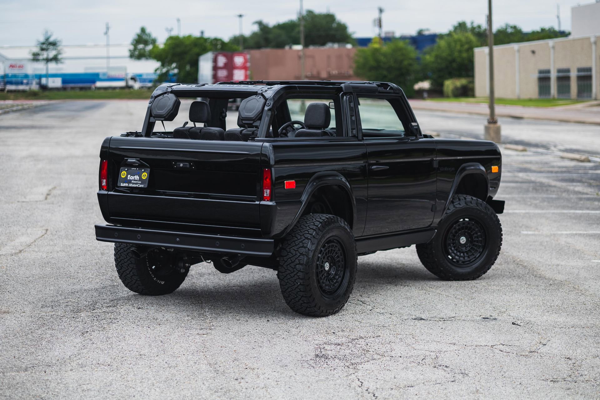 Used 2024 Ford Bronco Black Diamond AWD/4WD image 7