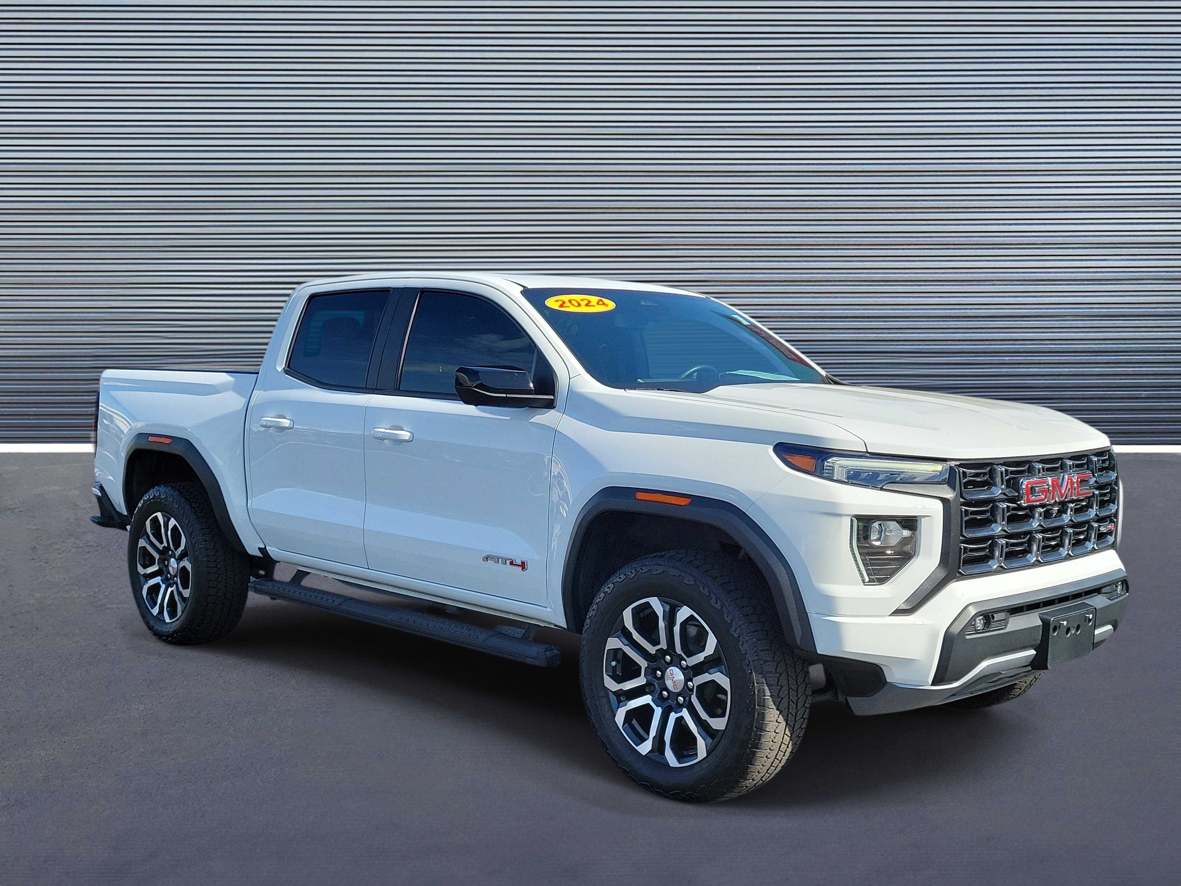 Used 2024 GMC Canyon AT4 w/ AT4 Premium Package AWD/4WD video 2