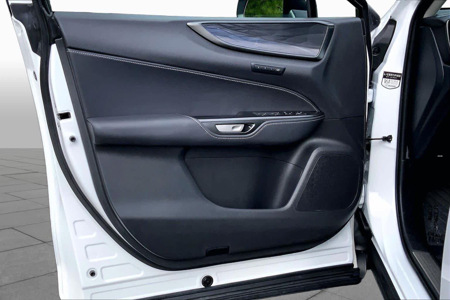 Certified 2026 Lexus NX 350h AWD w/ Accessory Package (Z1) image 22