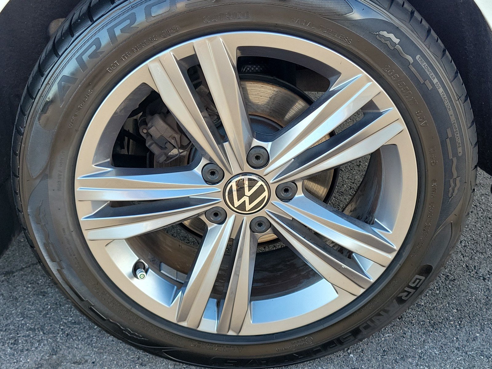 Used 2023 Volkswagen Jetta SE FWD image 12