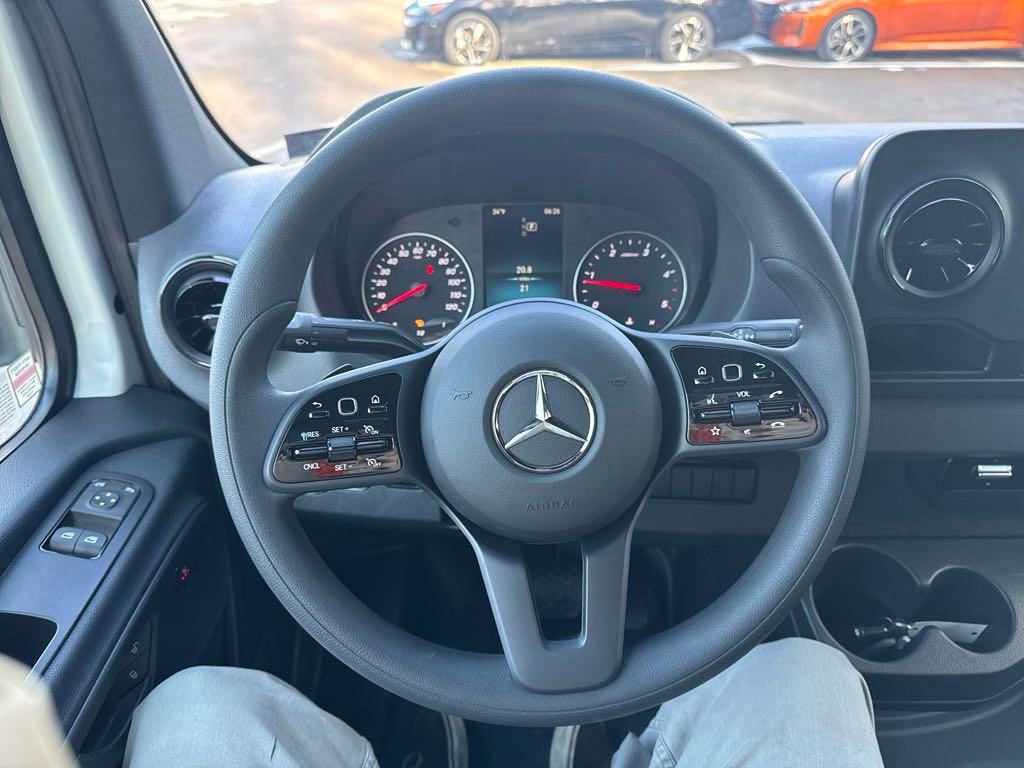 Used 2024 Mercedes-Benz Sprinter 3500 image 13