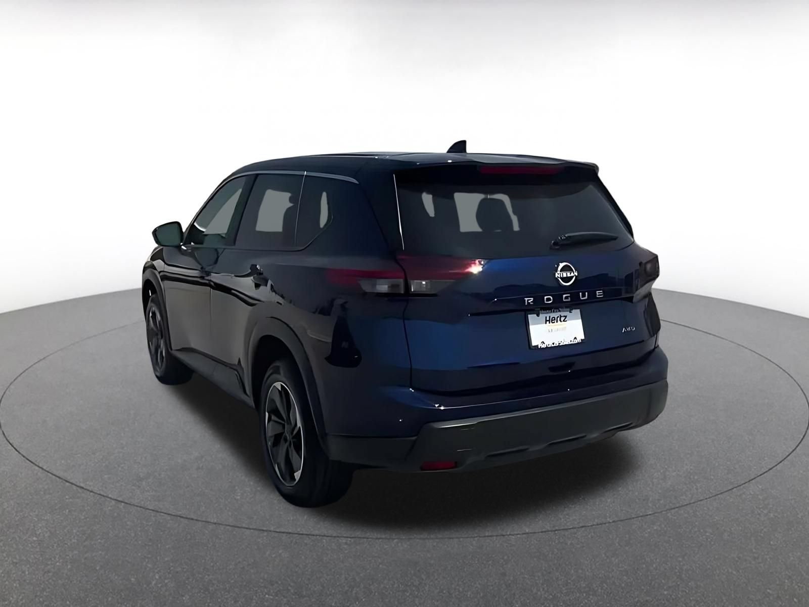 Used 2025 Nissan Rogue SV AWD/4WD image 10