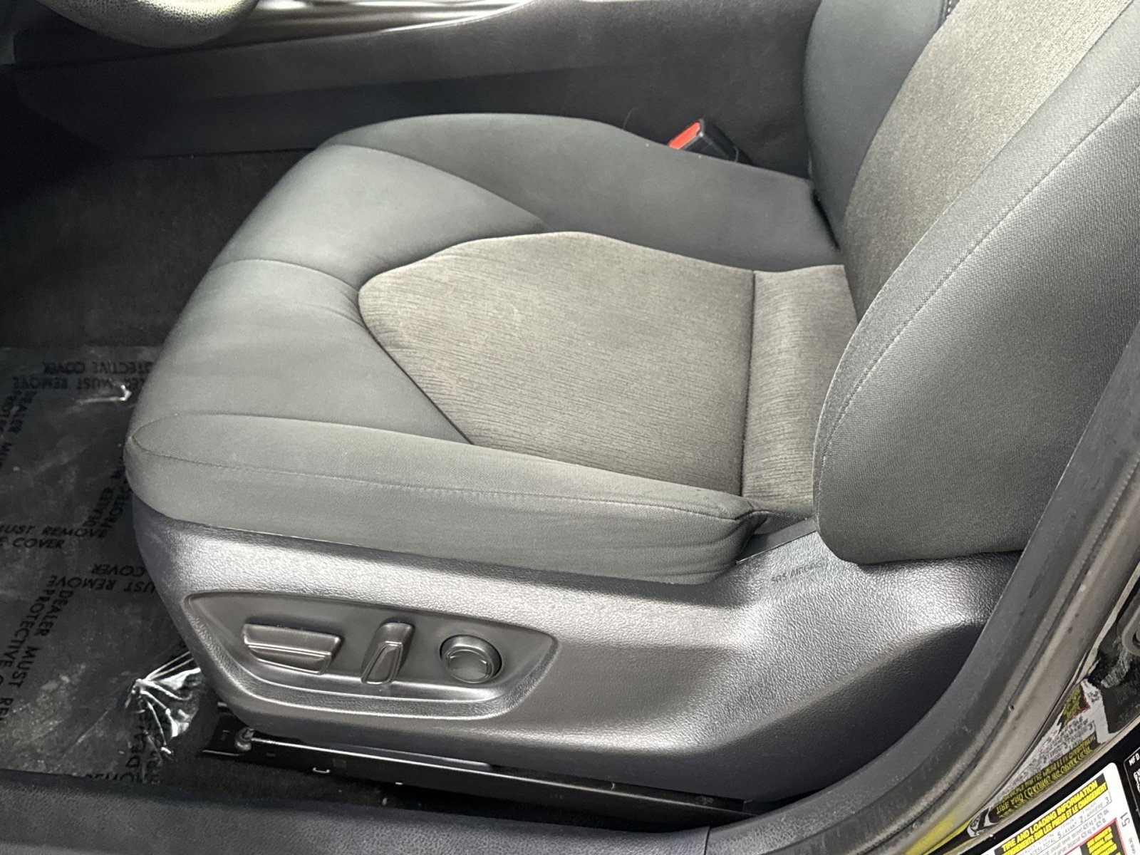 Used 2024 Toyota Camry LE FWD image 18
