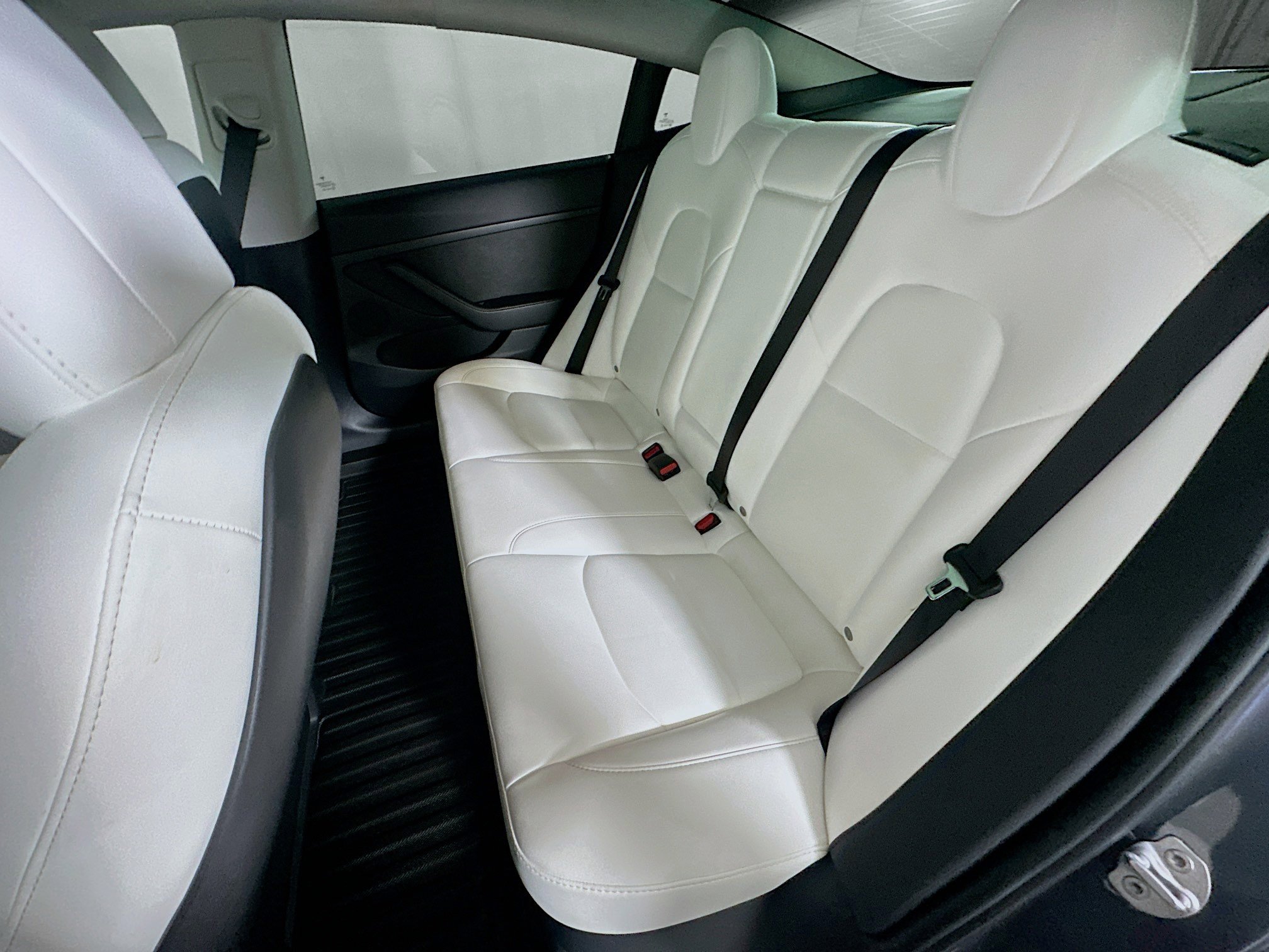 Used 2021 Tesla Model 3 Standard Range Plus image 25