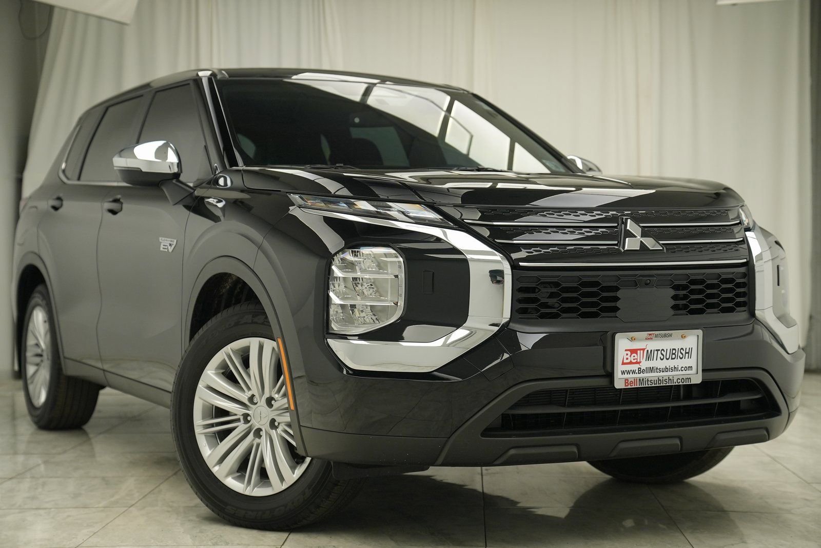 Used 2025 Mitsubishi Outlander ES