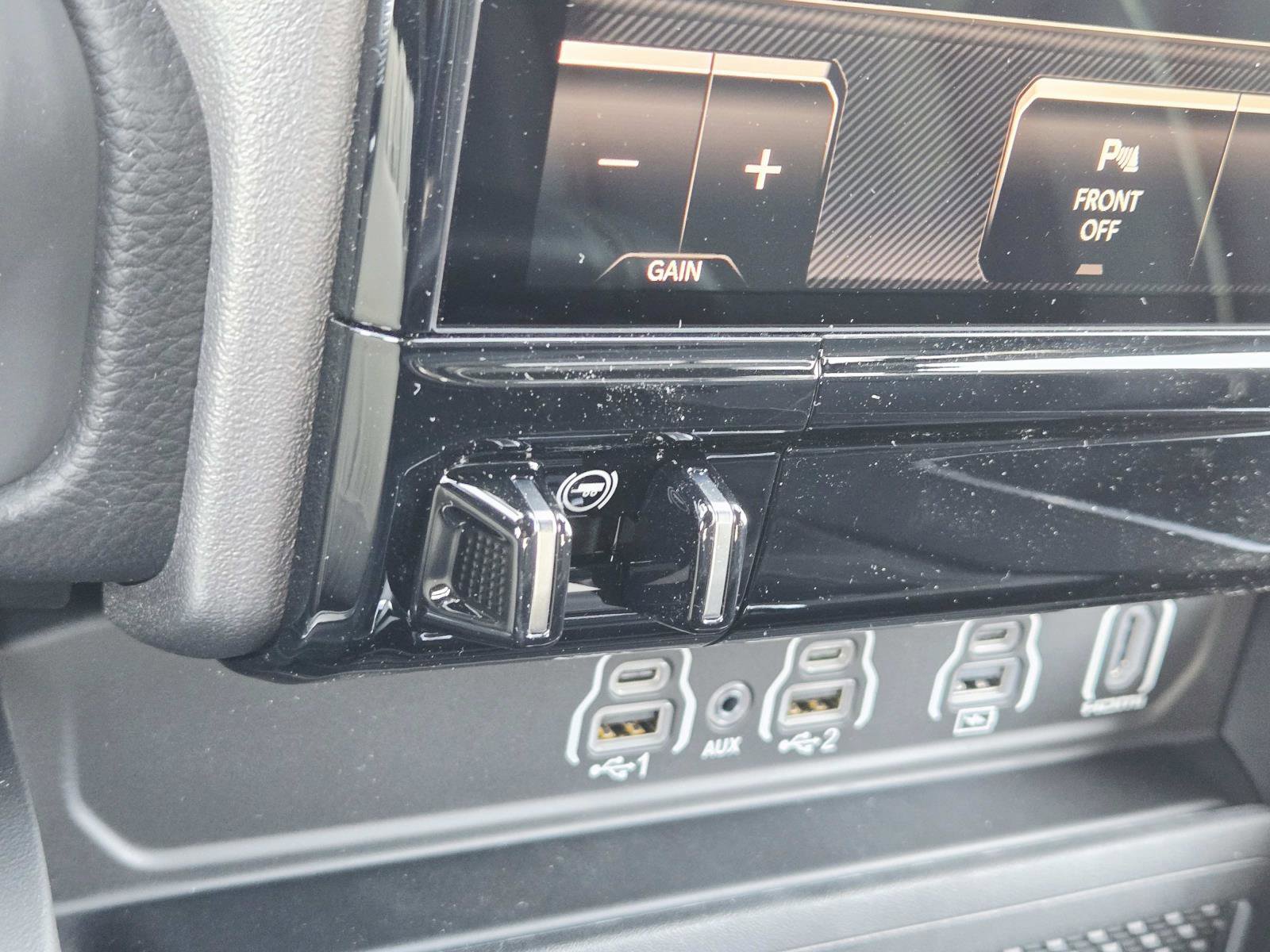 New 2026 RAM 1500 Laramie AWD/4WD image 27