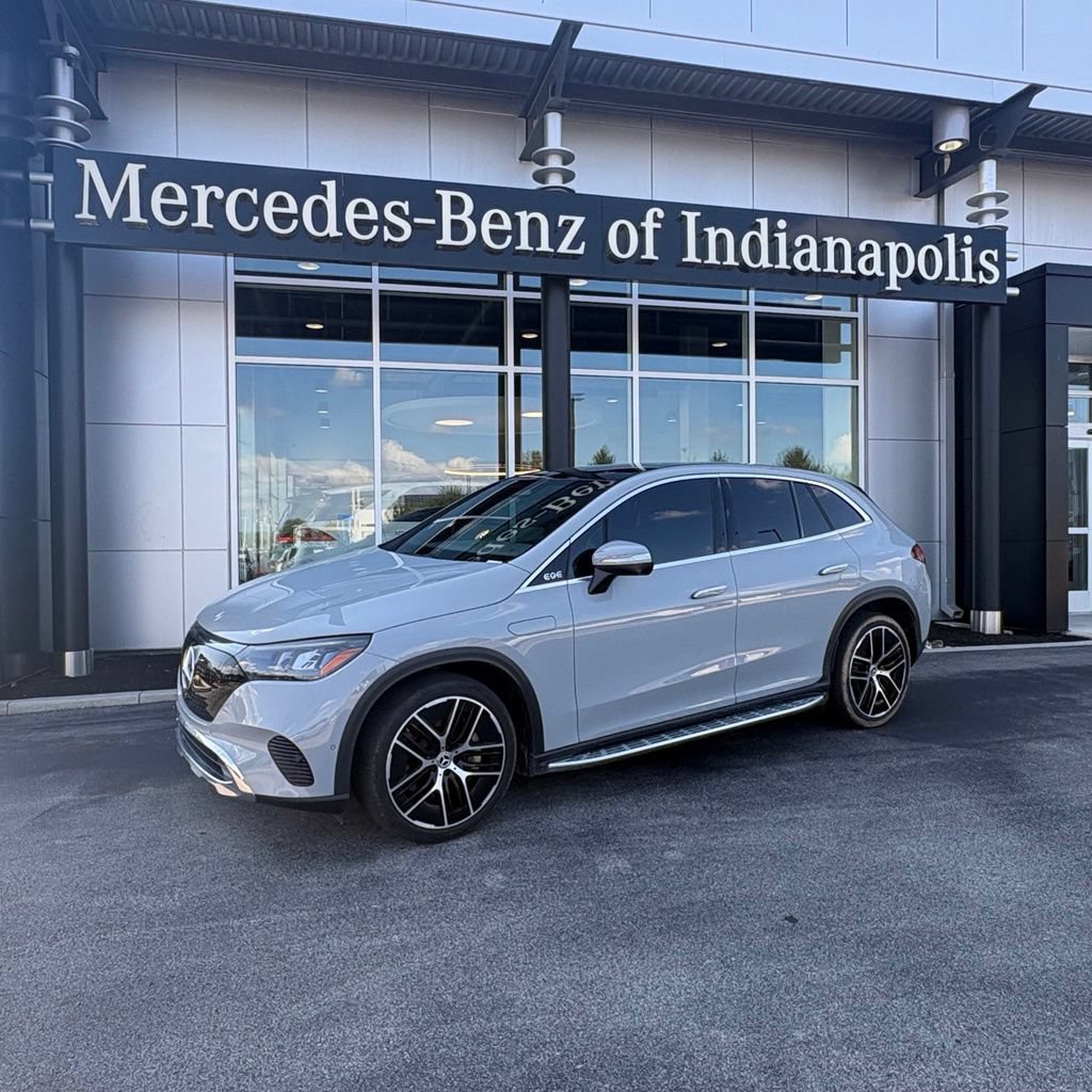Used 2023 Mercedes-Benz EQE 350+ 4MATIC SUV image 1