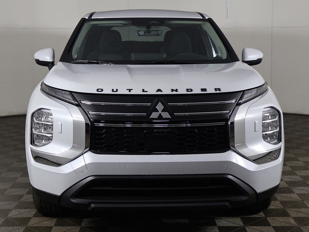 New 2026 Mitsubishi Outlander ES AWD/4WD image 11