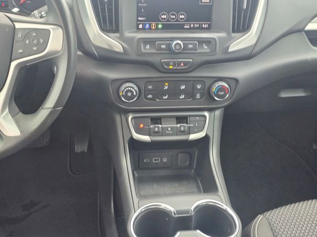 Used 2024 GMC Terrain SLE image 18