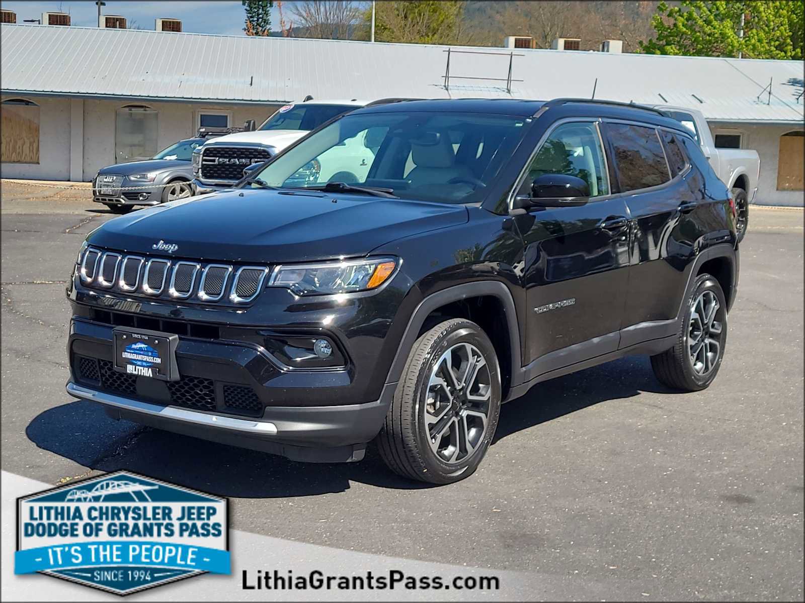 Used 2022 Jeep Compass Limited image 1