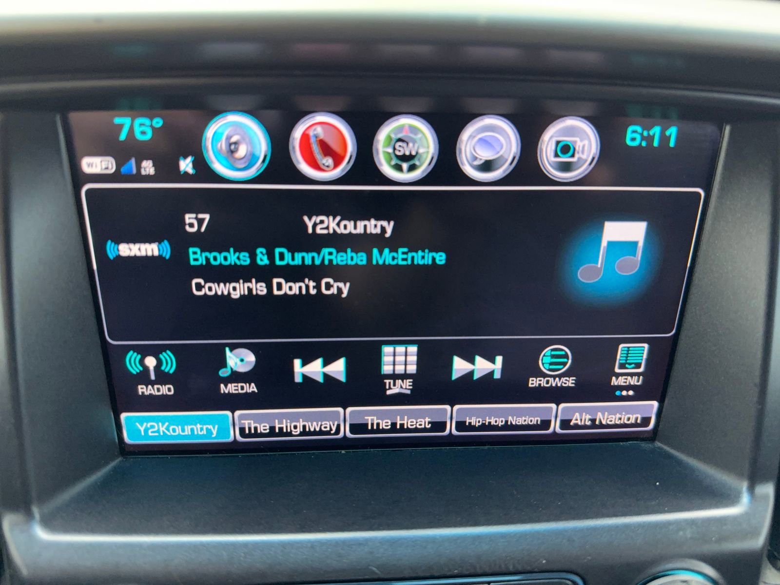 Used 2018 Chevrolet Colorado Z71 w/ Z71 Midnight Edition image 28