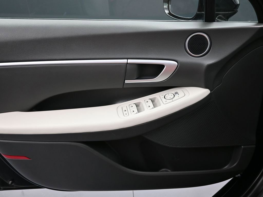 Used 2025 Hyundai Sonata SEL image 21