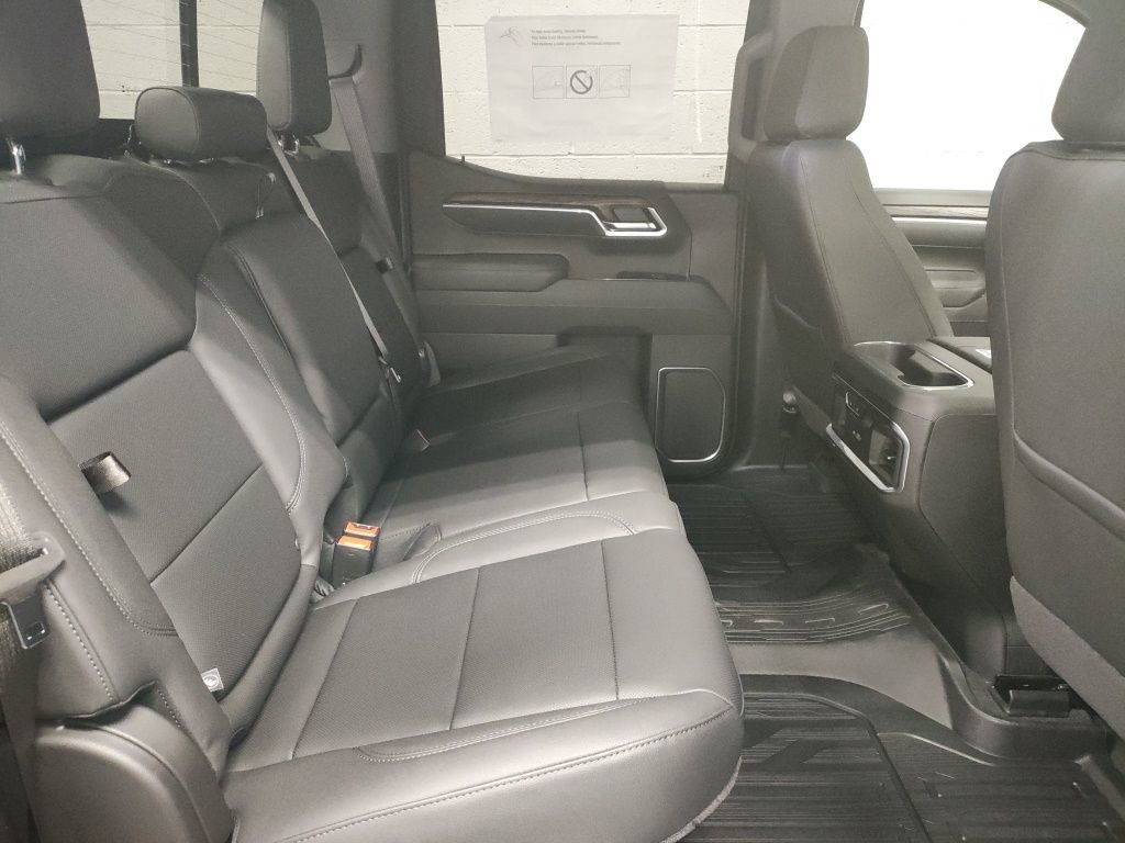 New 2026 GMC Sierra 1500 SLT w/ SLT Premium Plus Package AWD/4WD image 11