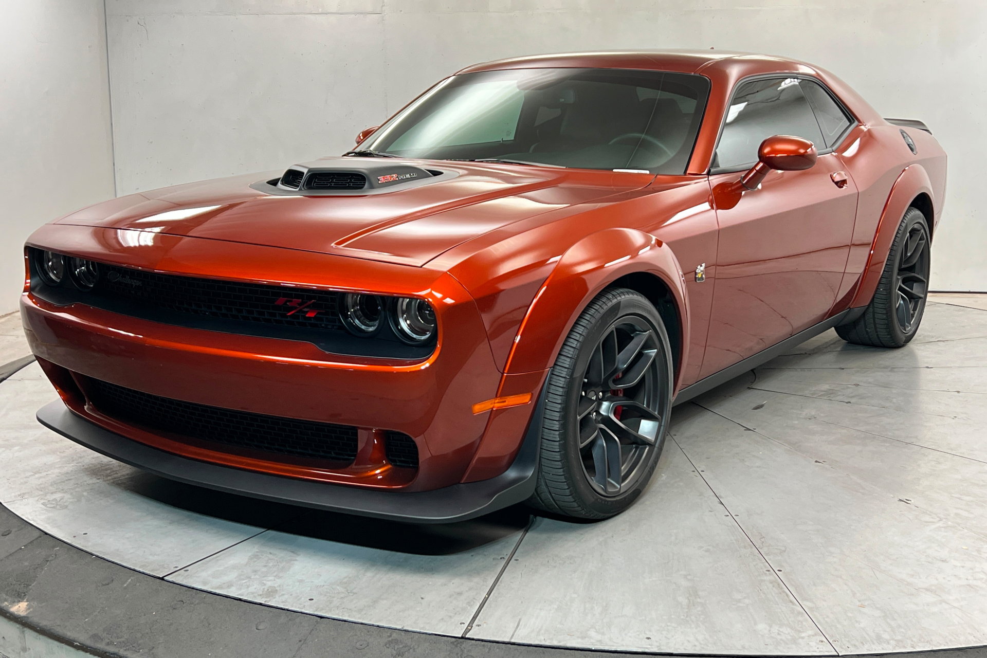 Certified 2022 Dodge Challenger R/T Scat Pack RWD image 1