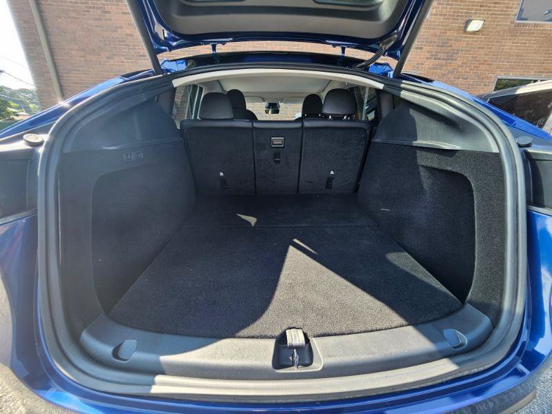 Used 2023 Tesla Model Y Long Range AWD/4WD image 72
