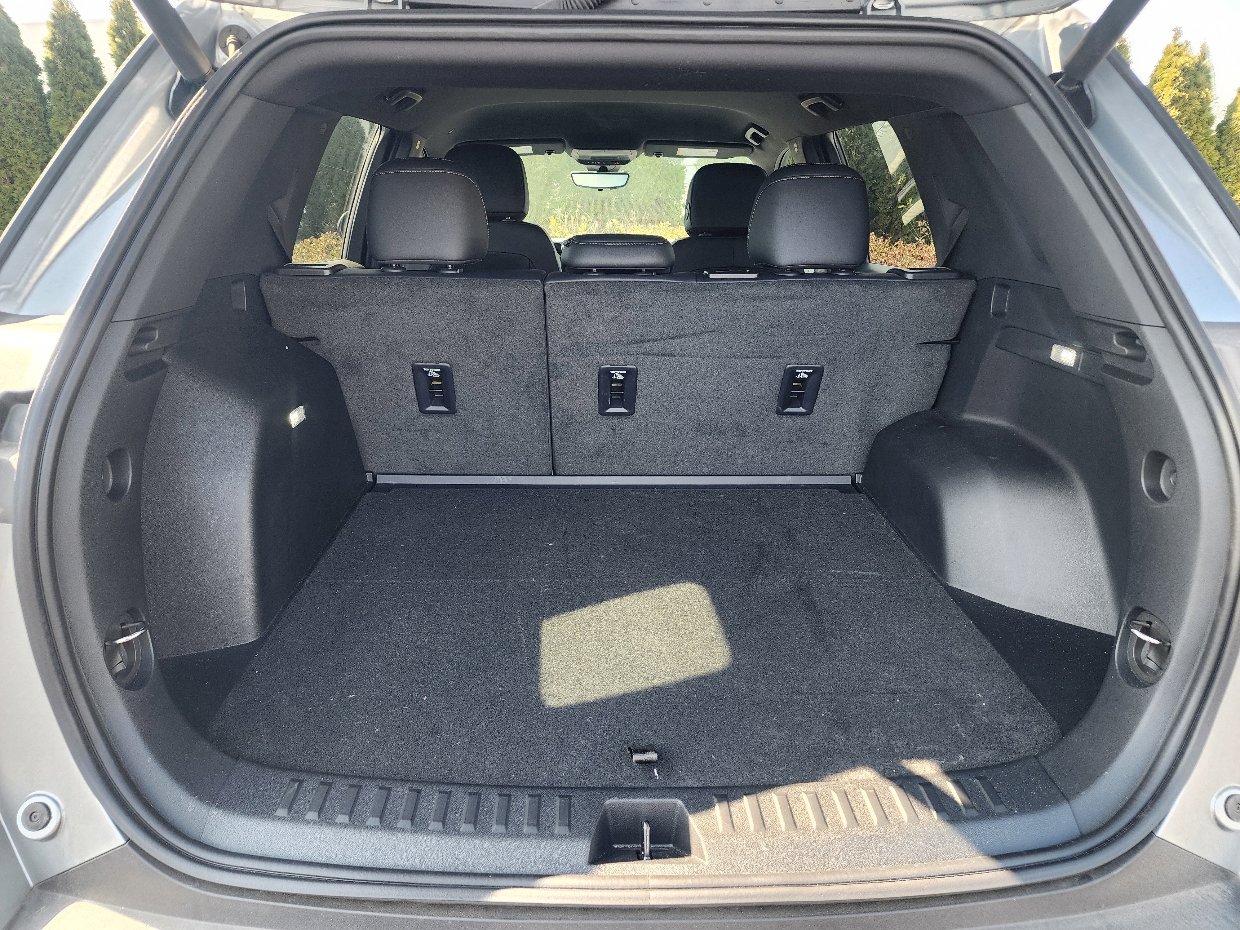 Used 2025 Chevrolet Equinox LT w/ Convenience Package II image 12