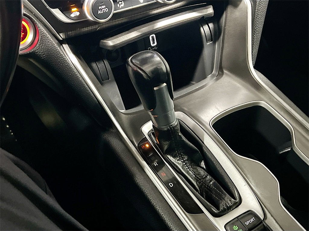 Used 2019 Honda Accord Sport image 15