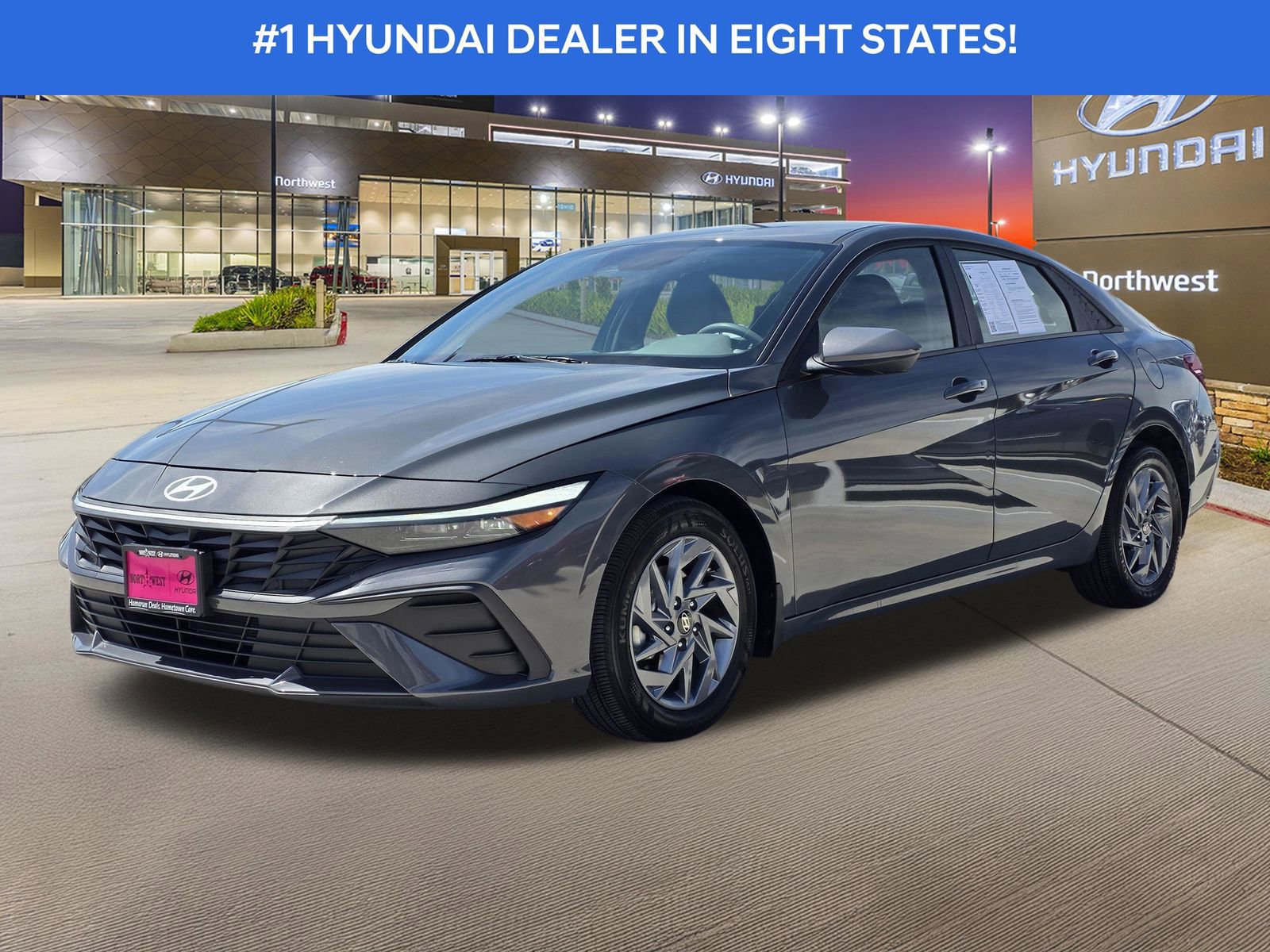 Used 2024 Hyundai Elantra SEL FWD image 2