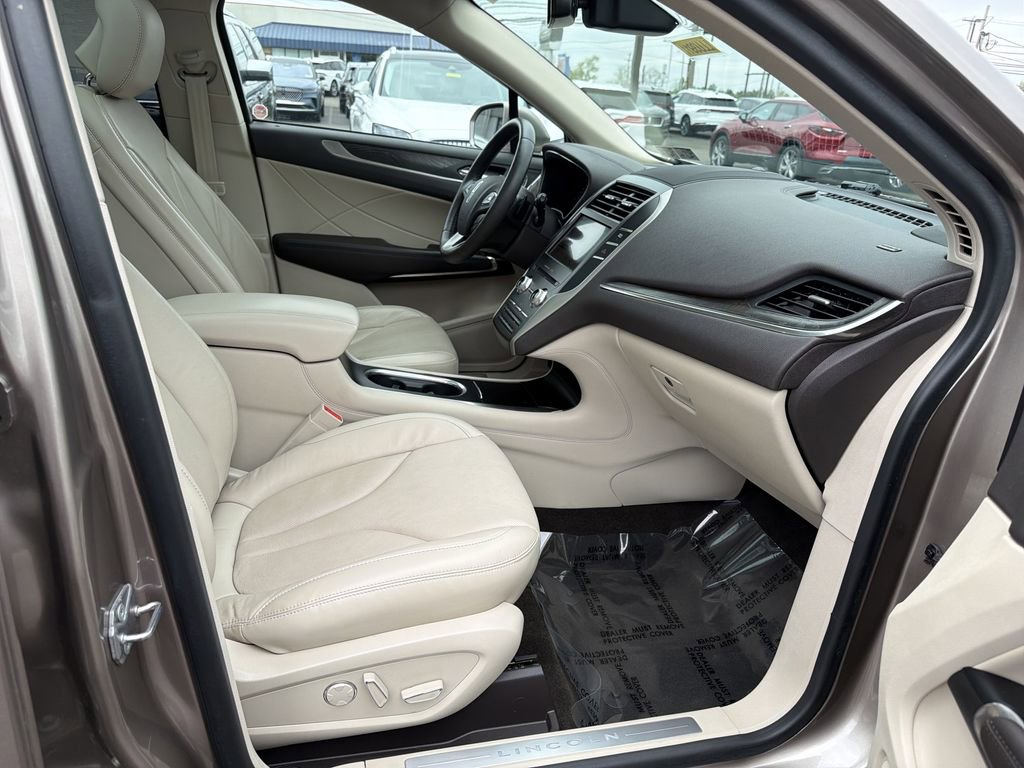 Used 2019 Lincoln MKC Reserve w/ MKC Climate Package image 15