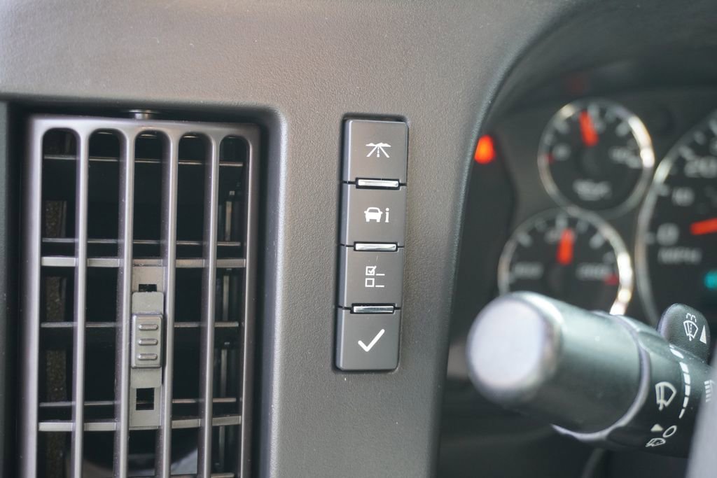 Used 2019 Chevrolet Express 3500 LT w/ LT Preferred Equipment Group image 15