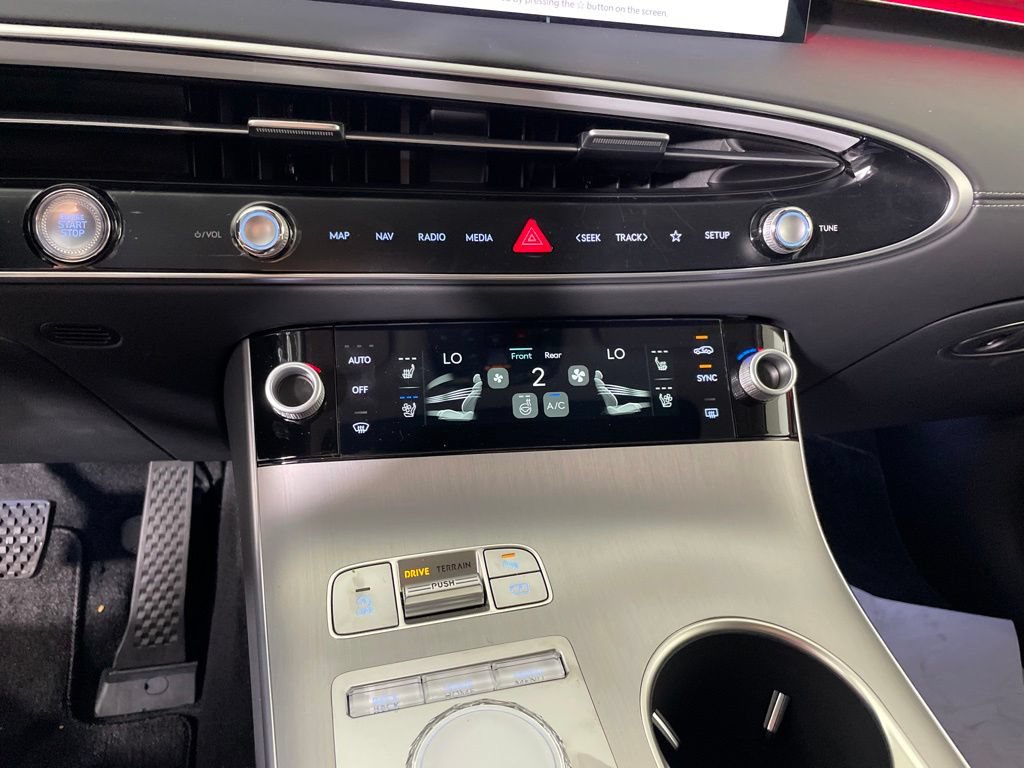 New 2026 Genesis GV70 2.5T Advanced AWD/4WD image 9
