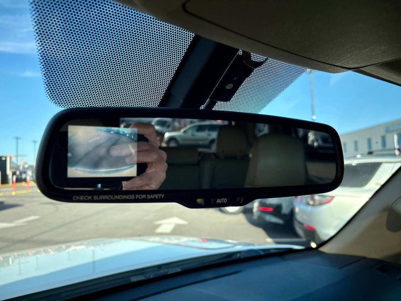 Used 2011 Toyota 4Runner SR5 w/ Premium Pkg w/Leather image 18