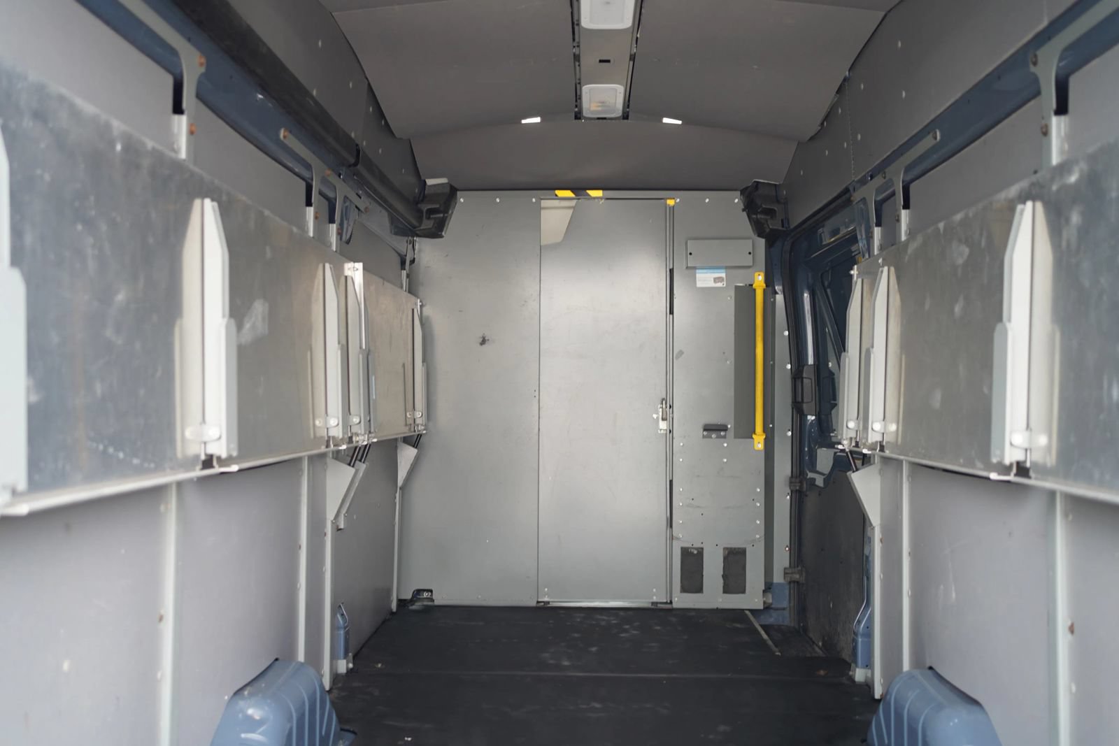 Used 2020 Ford Transit 250 148 High Roof Extended RWD image 13