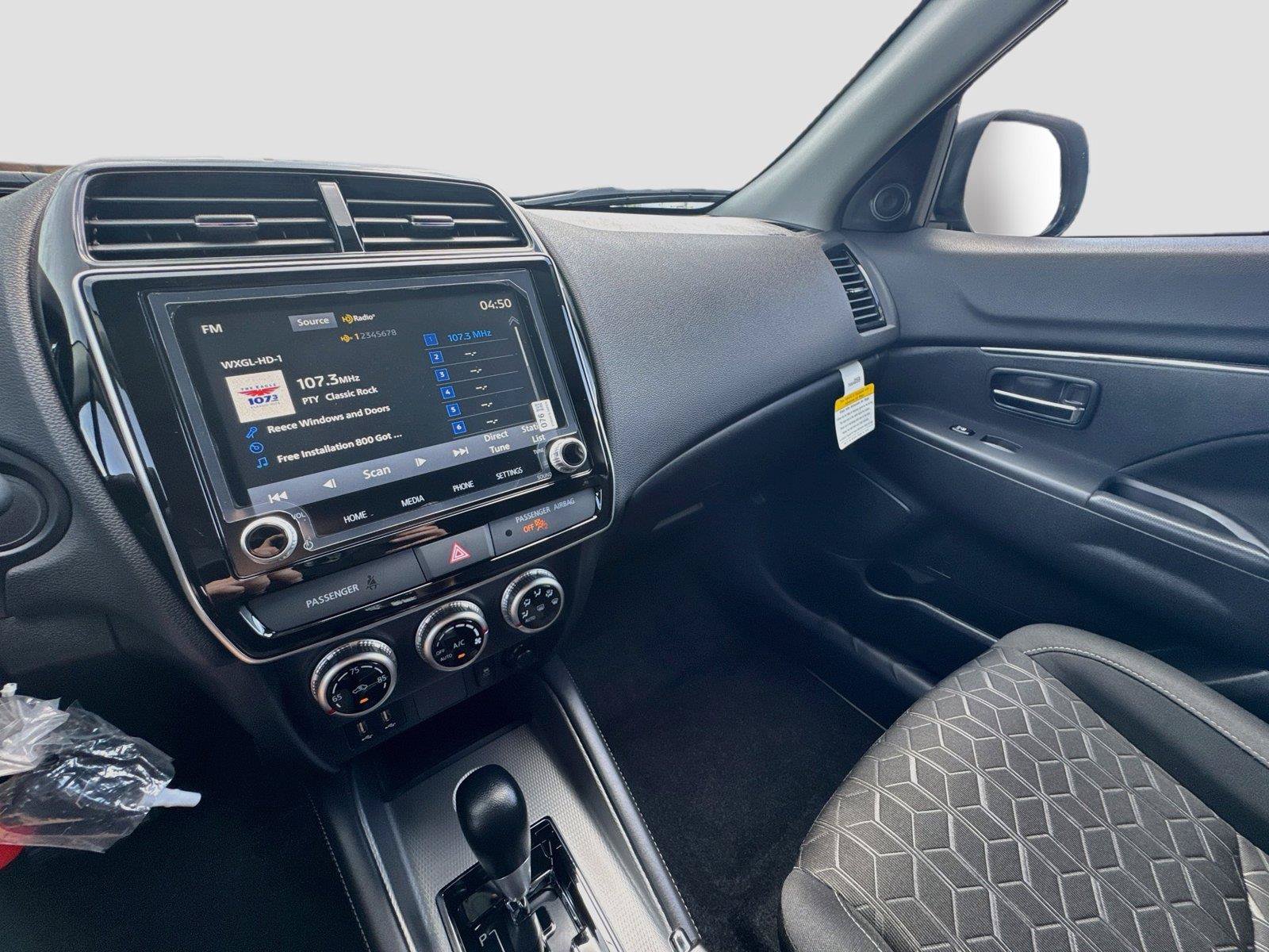 New 2027 Mitsubishi Outlander Sport ES AWD/4WD image 15