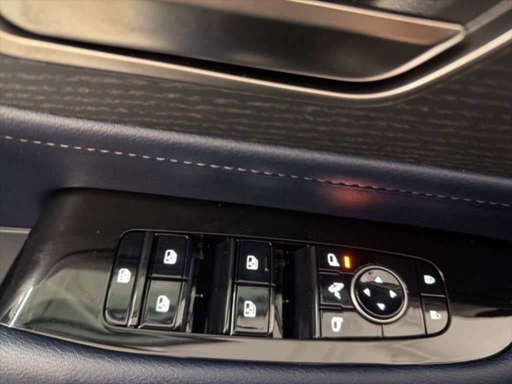 Certified 2026 INFINITI QX80 4WD w/ Sport Exterior Package image 14