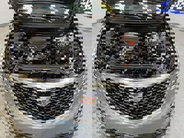 Used 2025 Cadillac XT5 Premium Luxury image 9