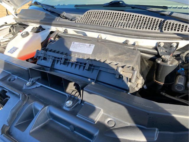 Used 2019 Chevrolet Express 3500 w/ Driver Convenience Package image 5