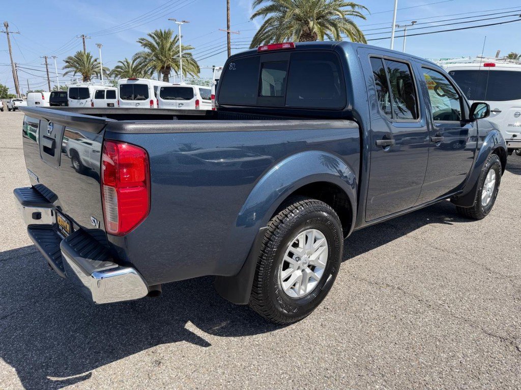 Used 2019 Nissan Frontier SV RWD image 6
