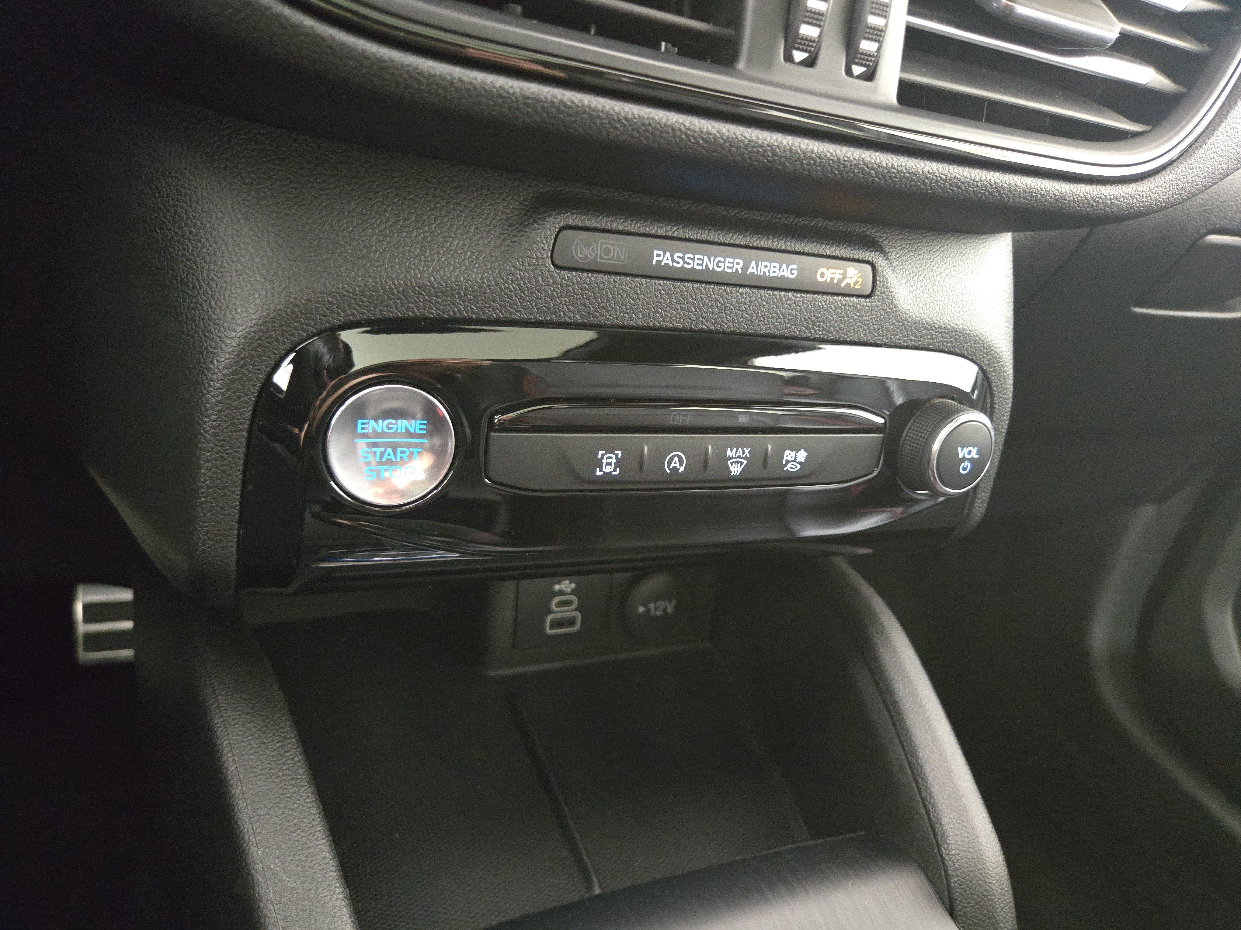 Used 2024 Ford Escape ST-Line w/ Tech Pack #1 AWD/4WD image 27