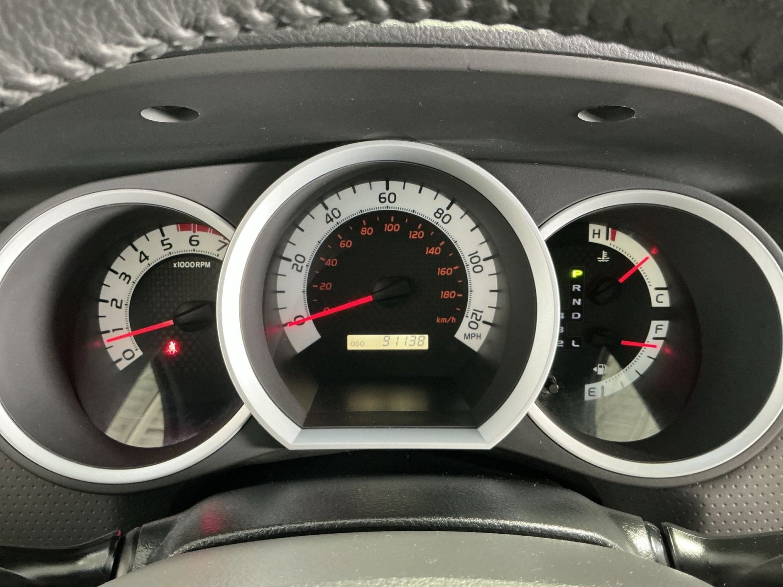 Used 2014 Toyota Tacoma PreRunner w/ TRD Sport Package image 25