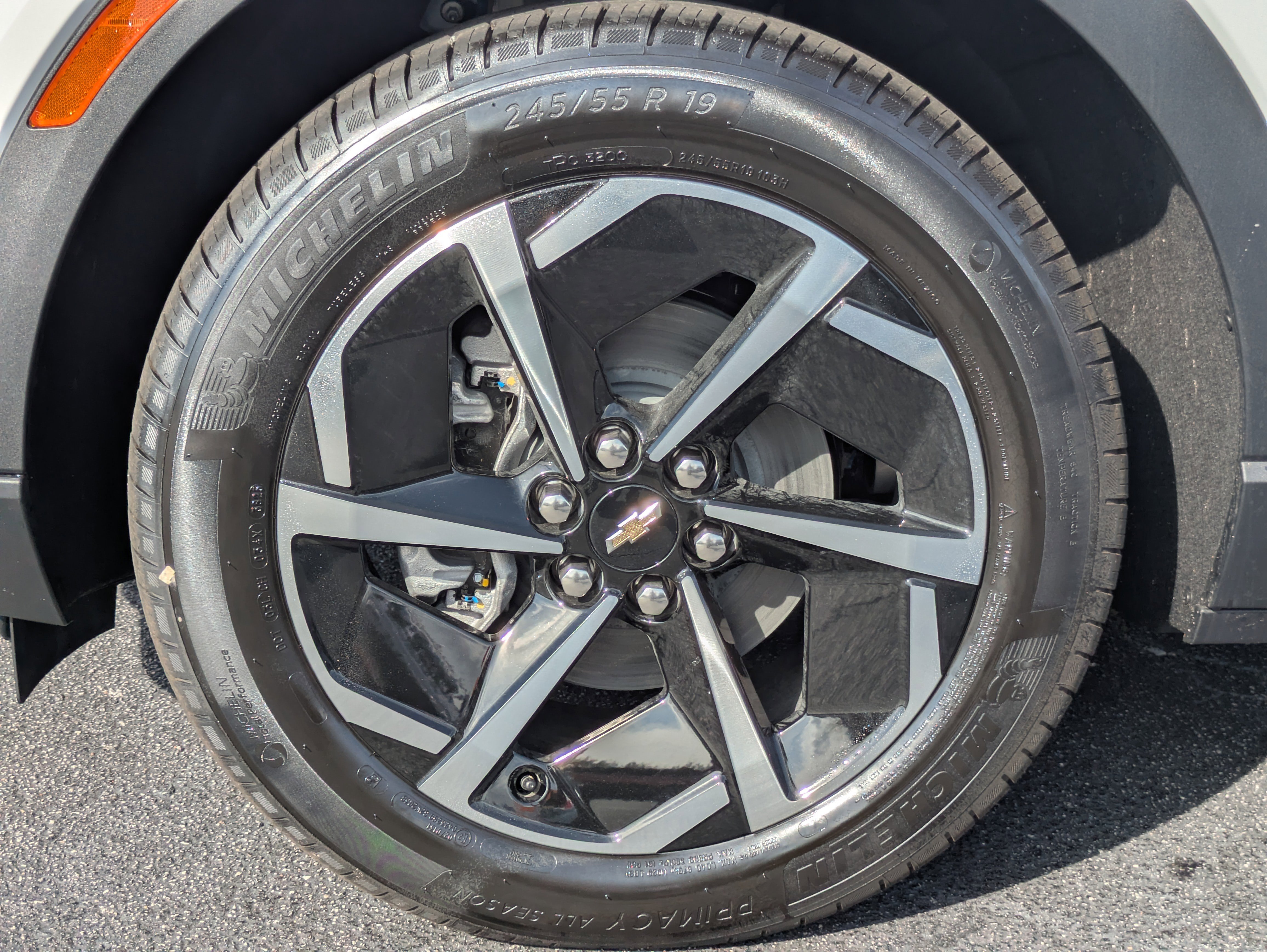 New 2026 Chevrolet Equinox EV LT image 27