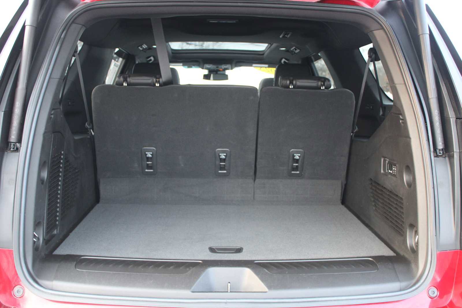 Certified 2023 Chevrolet Suburban LT w/ LT Signature Package image 13