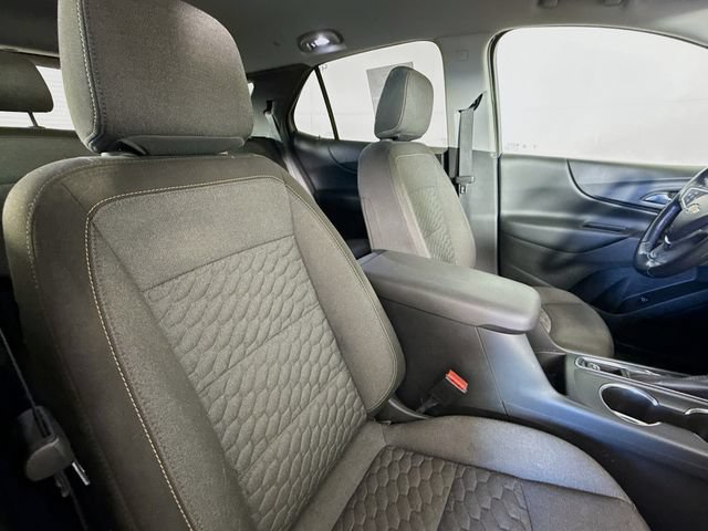 Used 2020 Chevrolet Equinox LT w/ Driver Convenience Package AWD/4WD image 23