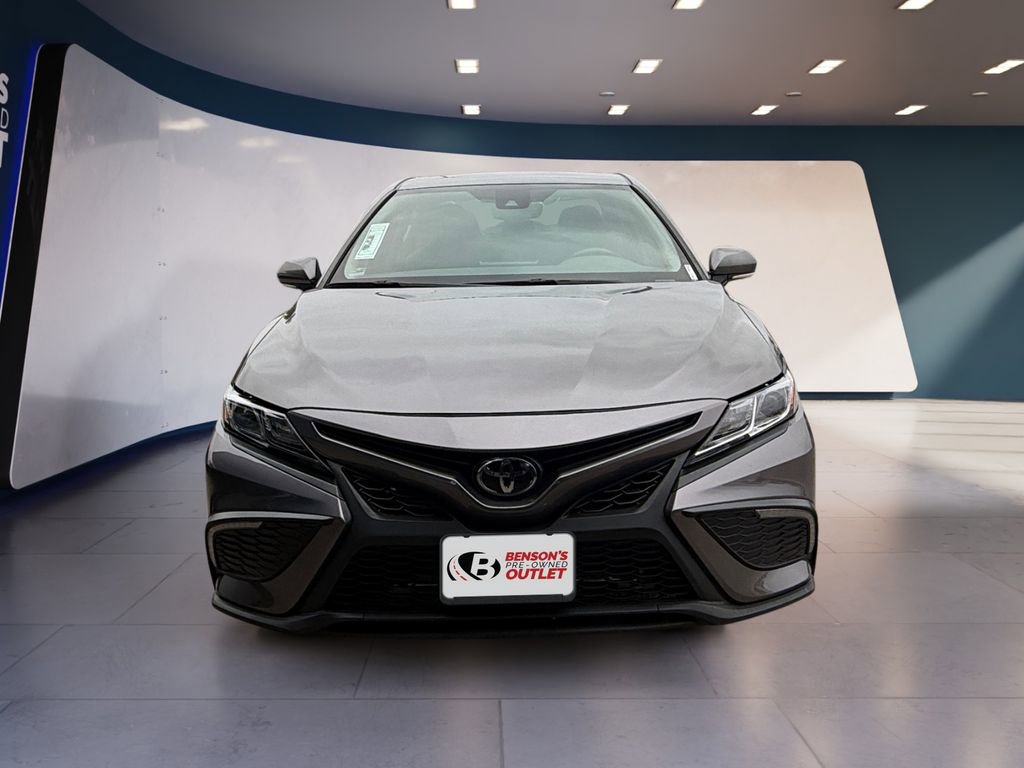 Used 2024 Toyota Camry SE FWD image 8