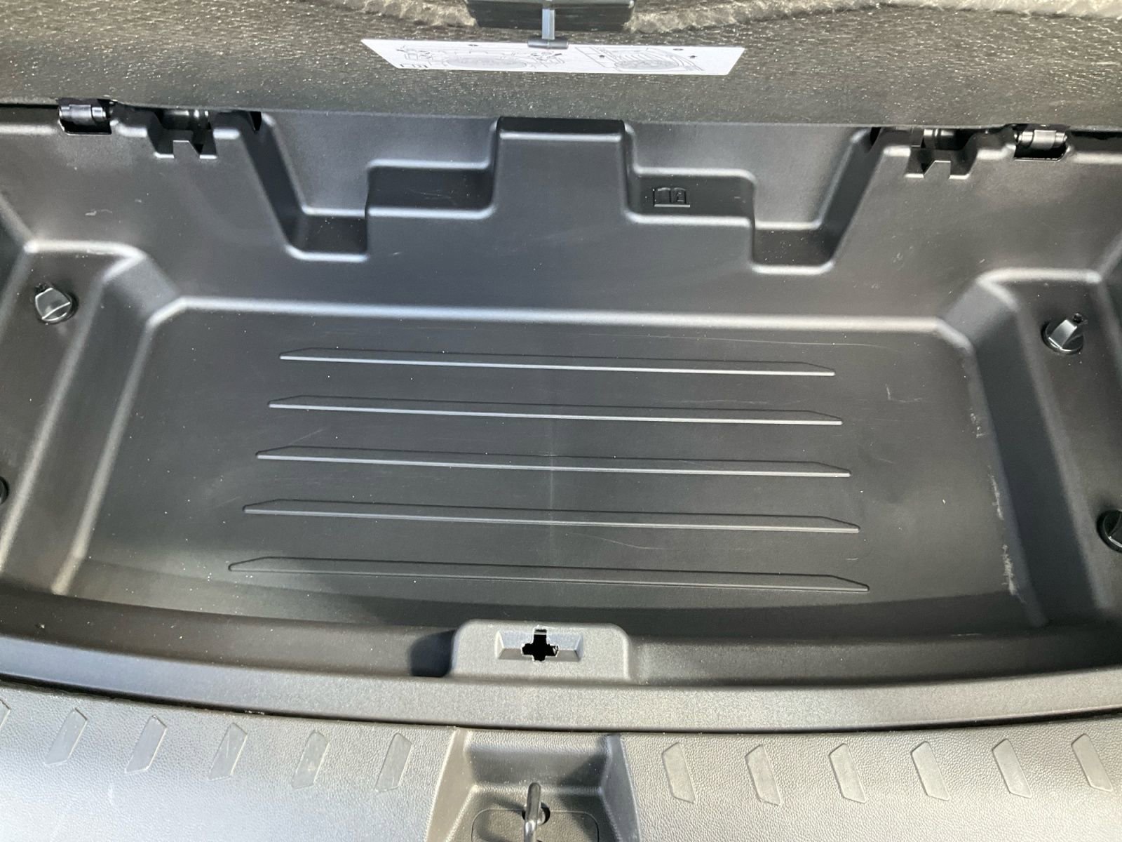 Used 2023 Chevrolet Traverse LT FWD image 29