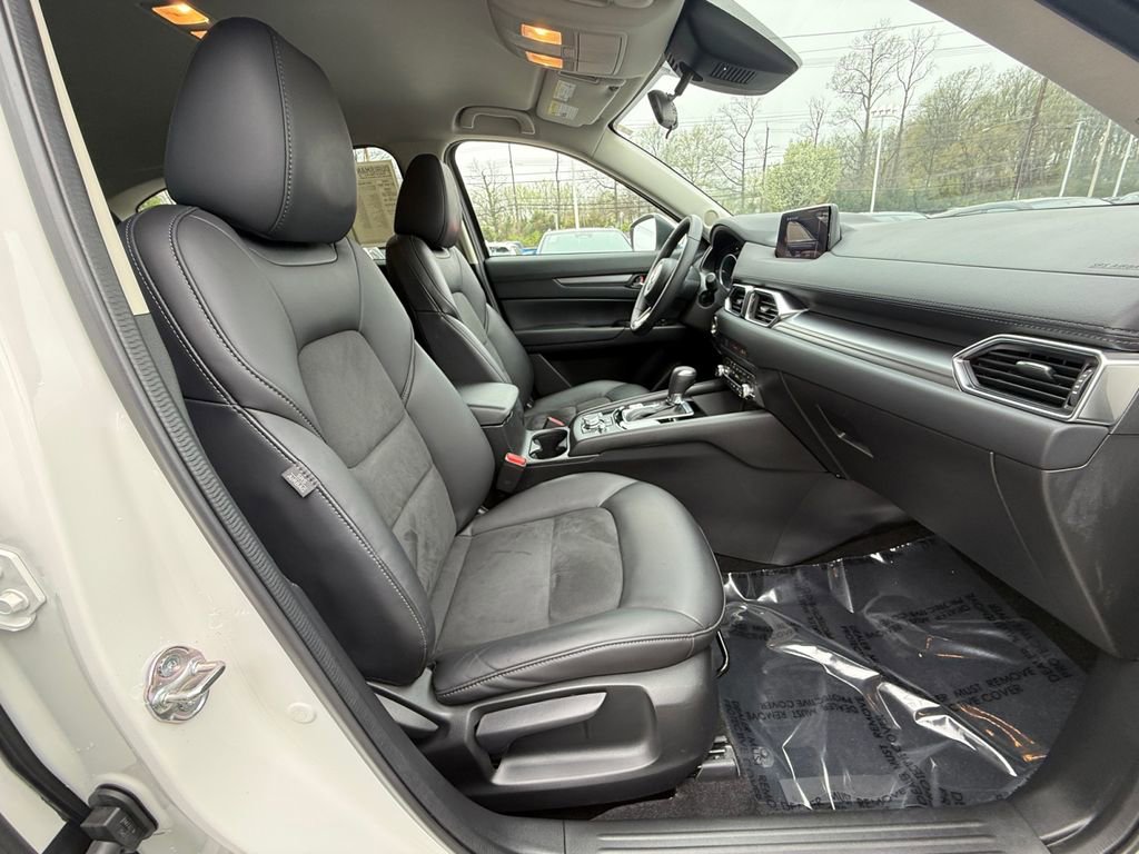 Used 2019 MAZDA CX-5 Touring image 25