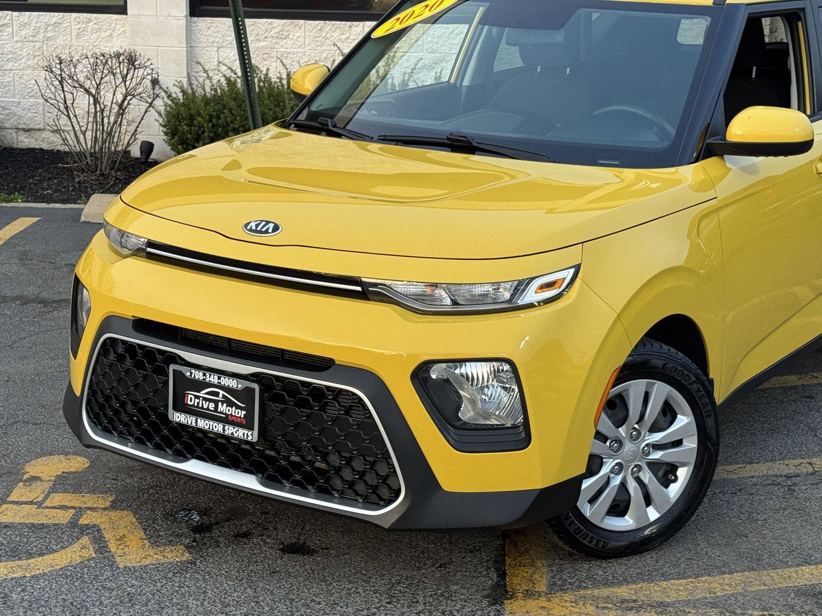 Used 2020 Kia Soul LX FWD image 3