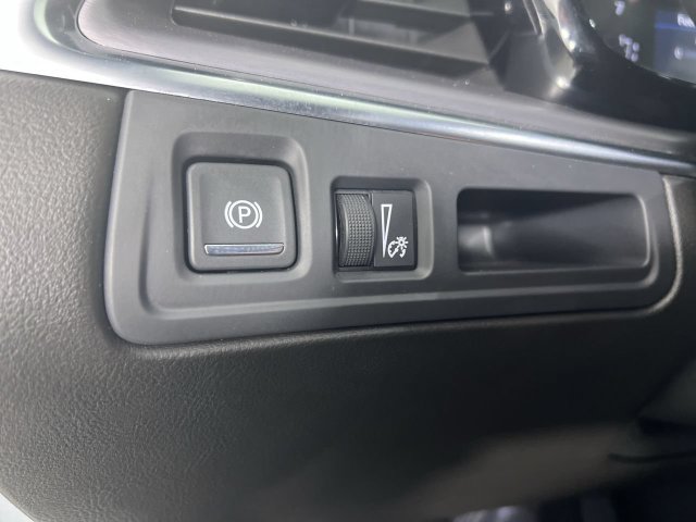Used 2026 Cadillac XT5 Luxury FWD image 17
